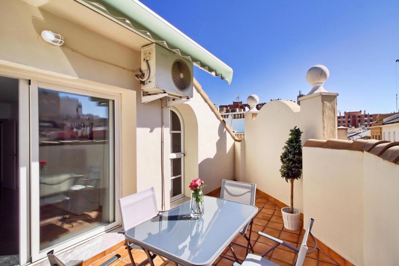 Atico Con Terraza Privada En Malaga Centro 아파트 외부 사진